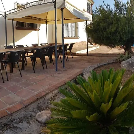 Preciosa Con Gran Piscina Y Fabulosas Vistas *