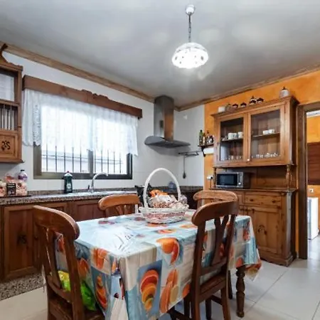 Preciosa Con Gran Piscina Y Fabulosas Vistas Villa *