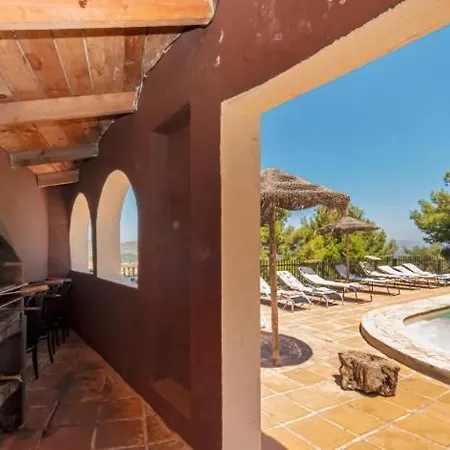 Villa Preciosa Con Gran Piscina Y Fabulosas Vistas